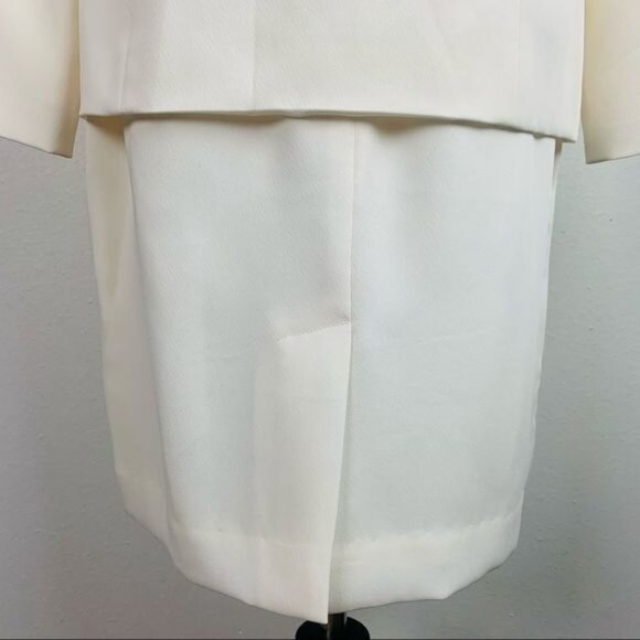 Vintage 80s Hugo Buscati Ivory Lace Trimmed Skirt Suit 2 Piece Set - Picture 13 of 16